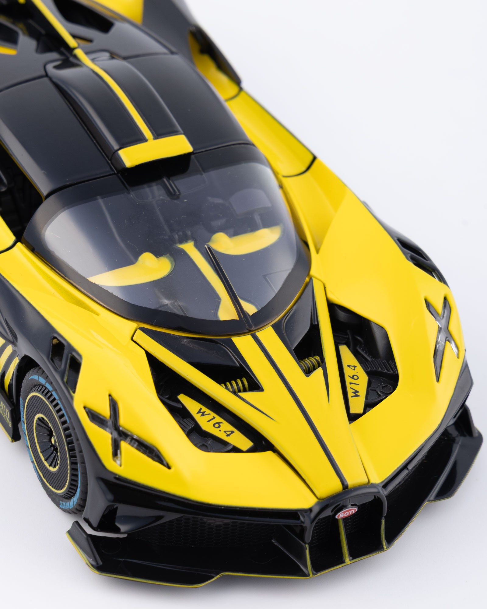 Bugatti Bolide Diecast Yellow Car 1:24 Scale - Ignition Prime