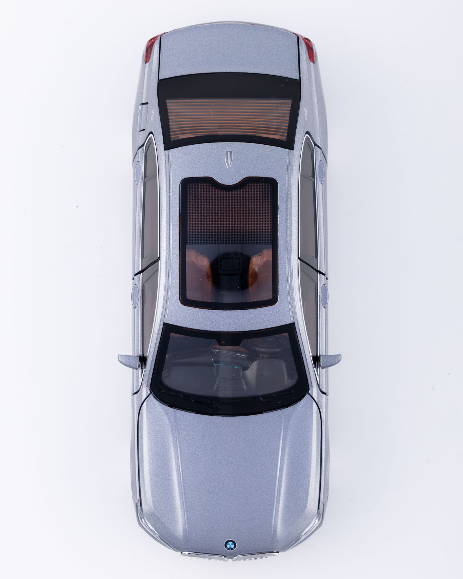 BMW 760Li V12 Sedan Diecast Grey Car 1:24 Scale - Ignition Prime