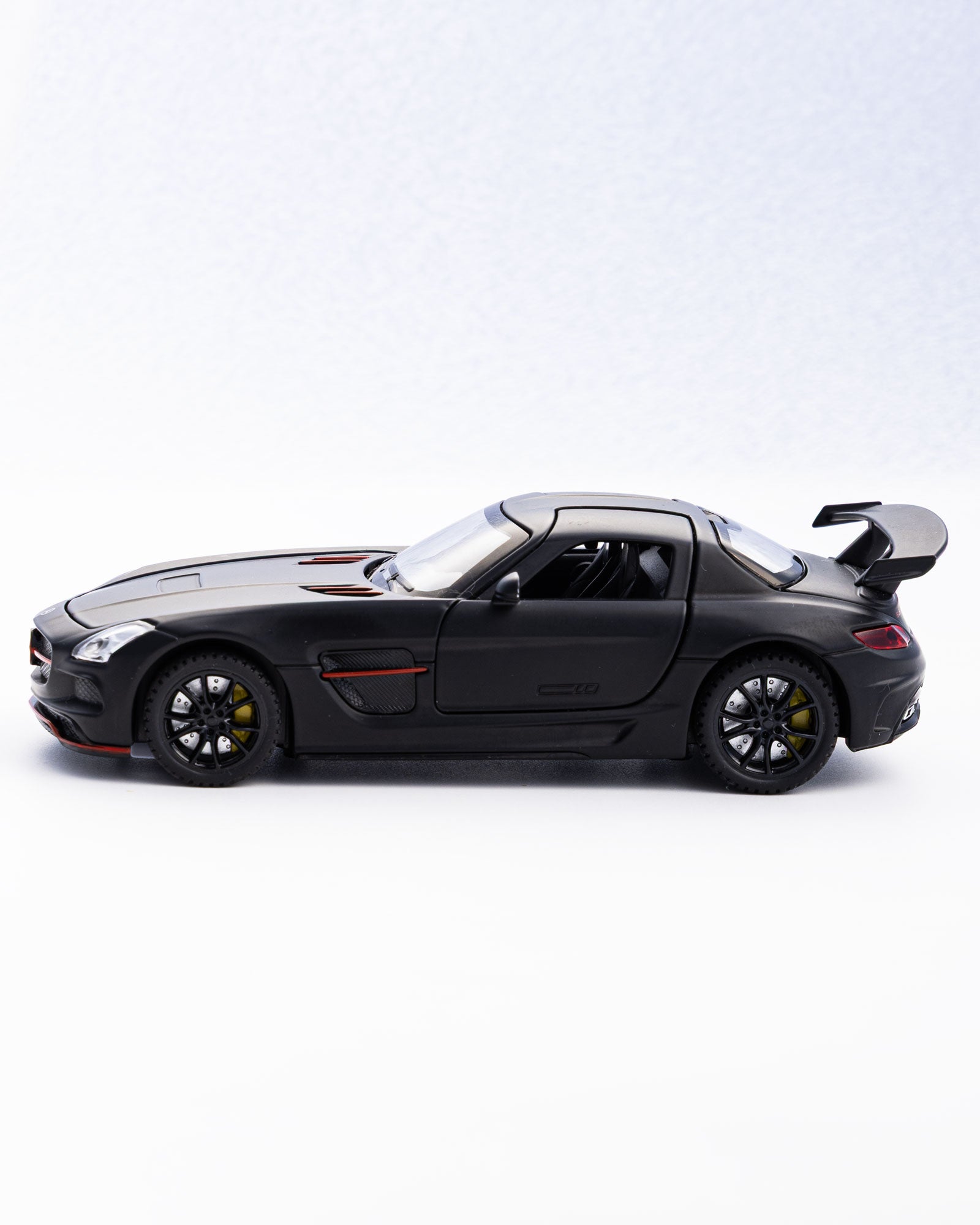 Mercedes-Benz SLS AMG Black Diecast Car 1:32 Scale - Ignition Prime