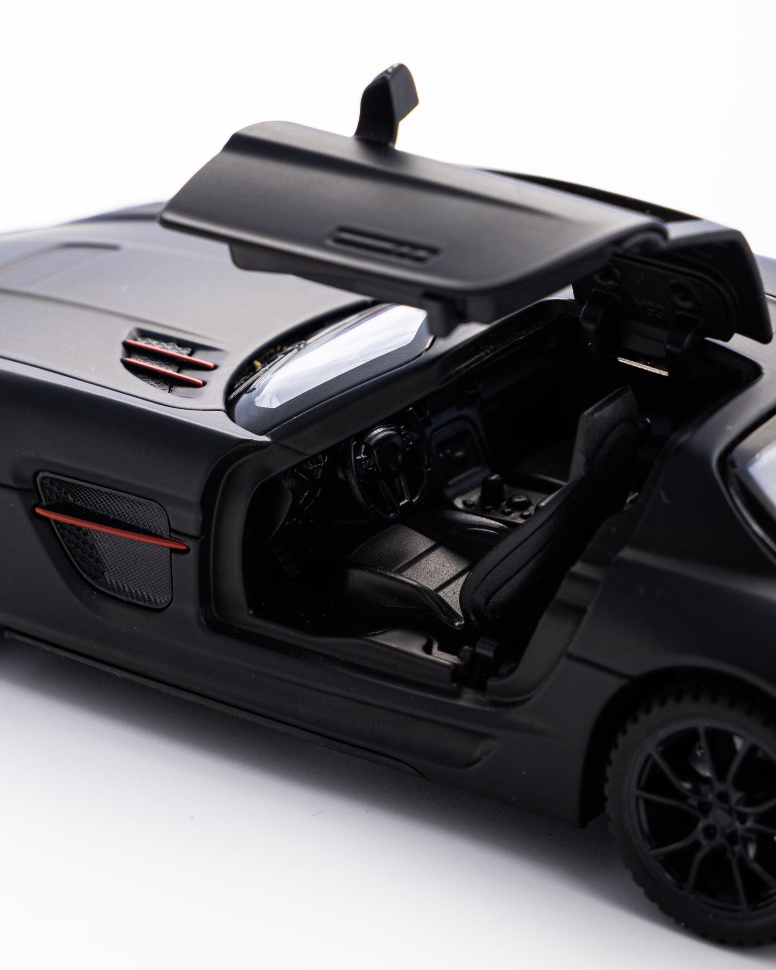 Mercedes-Benz SLS AMG Black Diecast Car 1:32 Scale - Ignition Prime