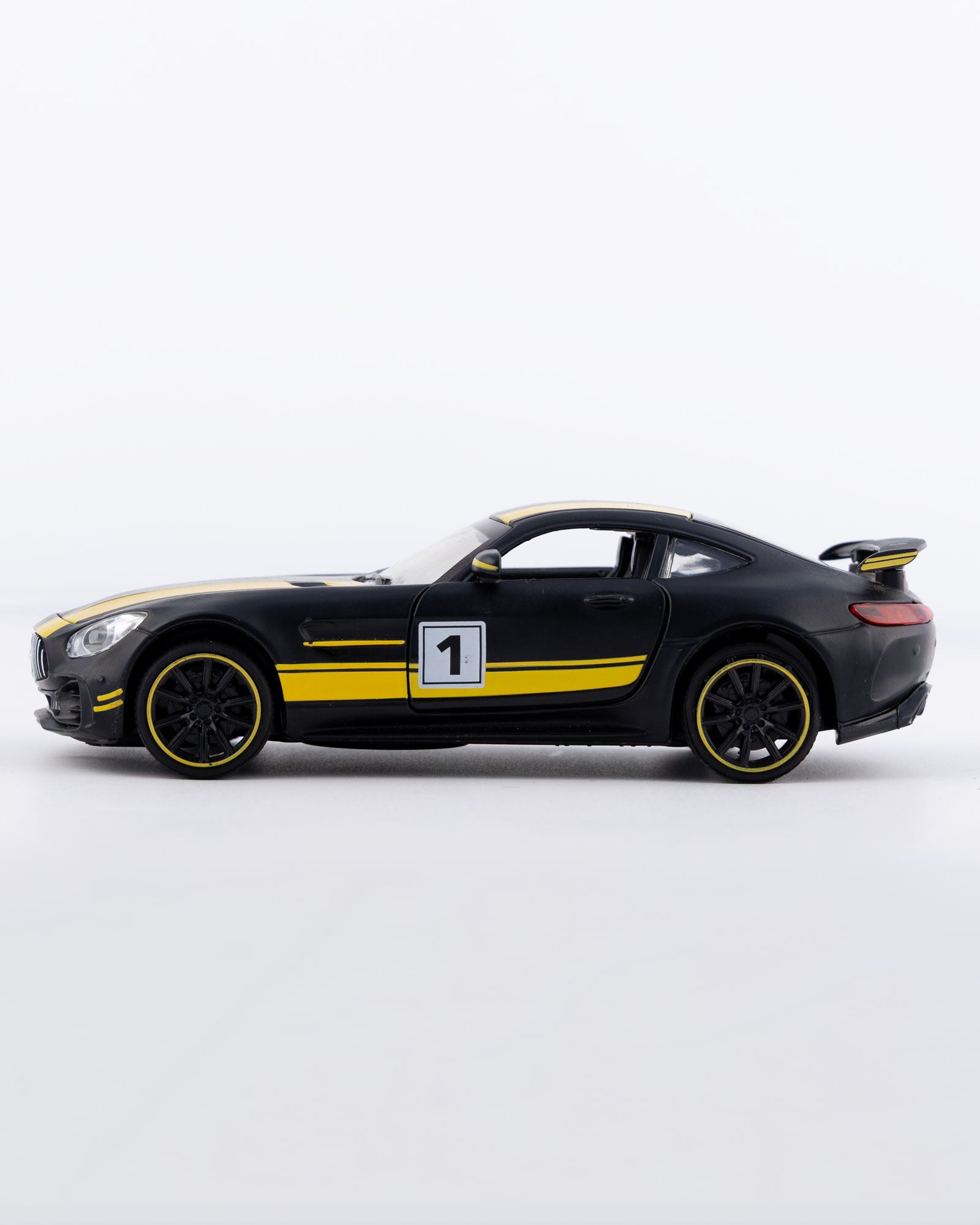 Mercedes-AMG GT Black Diecast Car 1:32 Scale - Ignition Prime