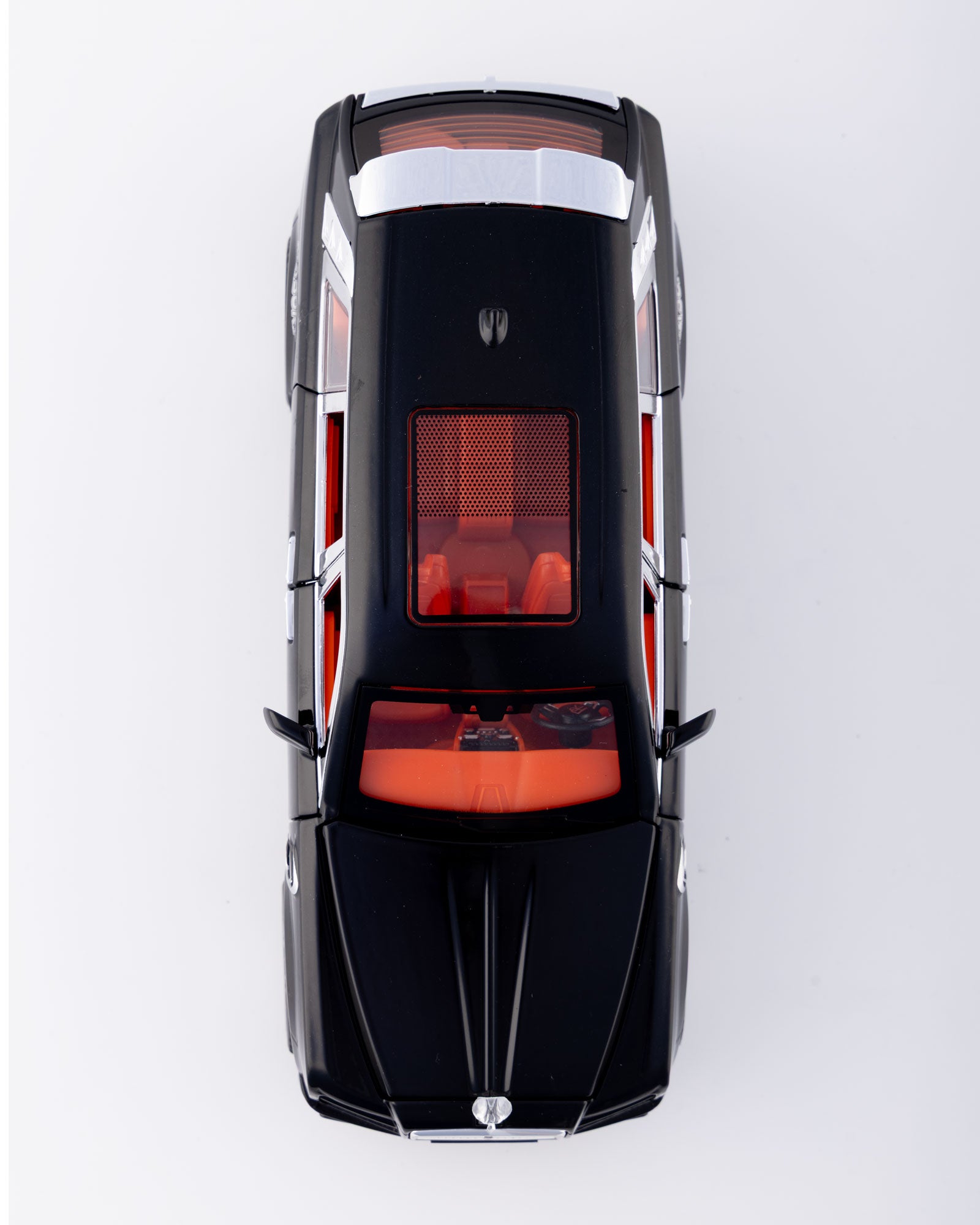 Rolls-Royce Cullinan Mansory Edition Diecast Black Car 1:24 Scale - Ignition Prime