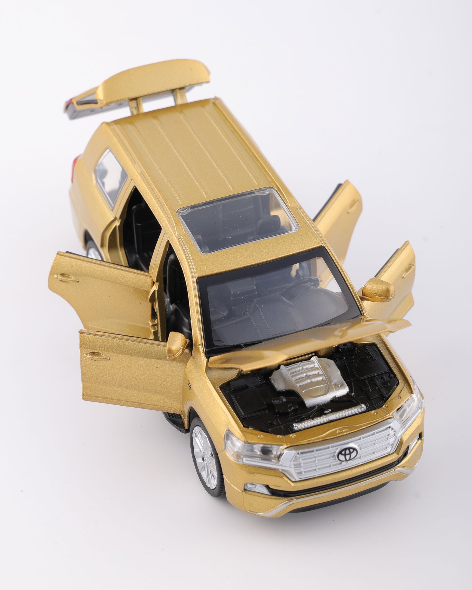Toyota Land Cruiser VX.R V8 Diecast Gold Car 1:32 Scale - Ignition Prime