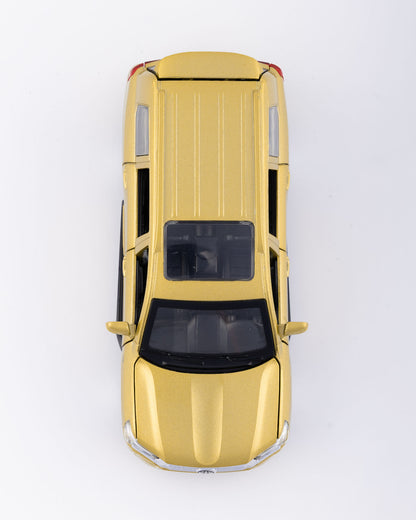 Toyota Land Cruiser VX.R V8 Diecast Gold Car 1:32 Scale - Ignition Prime