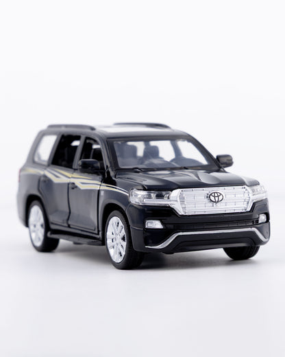 Toyota Land Cruiser VX.R V8 Diecast Black Car 1:32 Scale - Ignition Prime