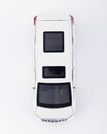 Toyota Alphard Executive Lounge Diecast White Car 1:32 Scale - Ignition Prime