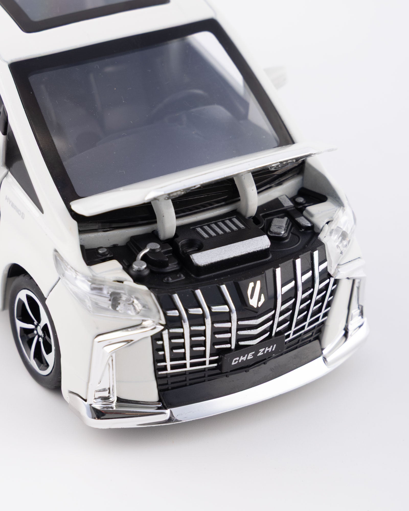 Toyota Alphard Executive Lounge Diecast White Car 1:32 Scale - Ignition Prime