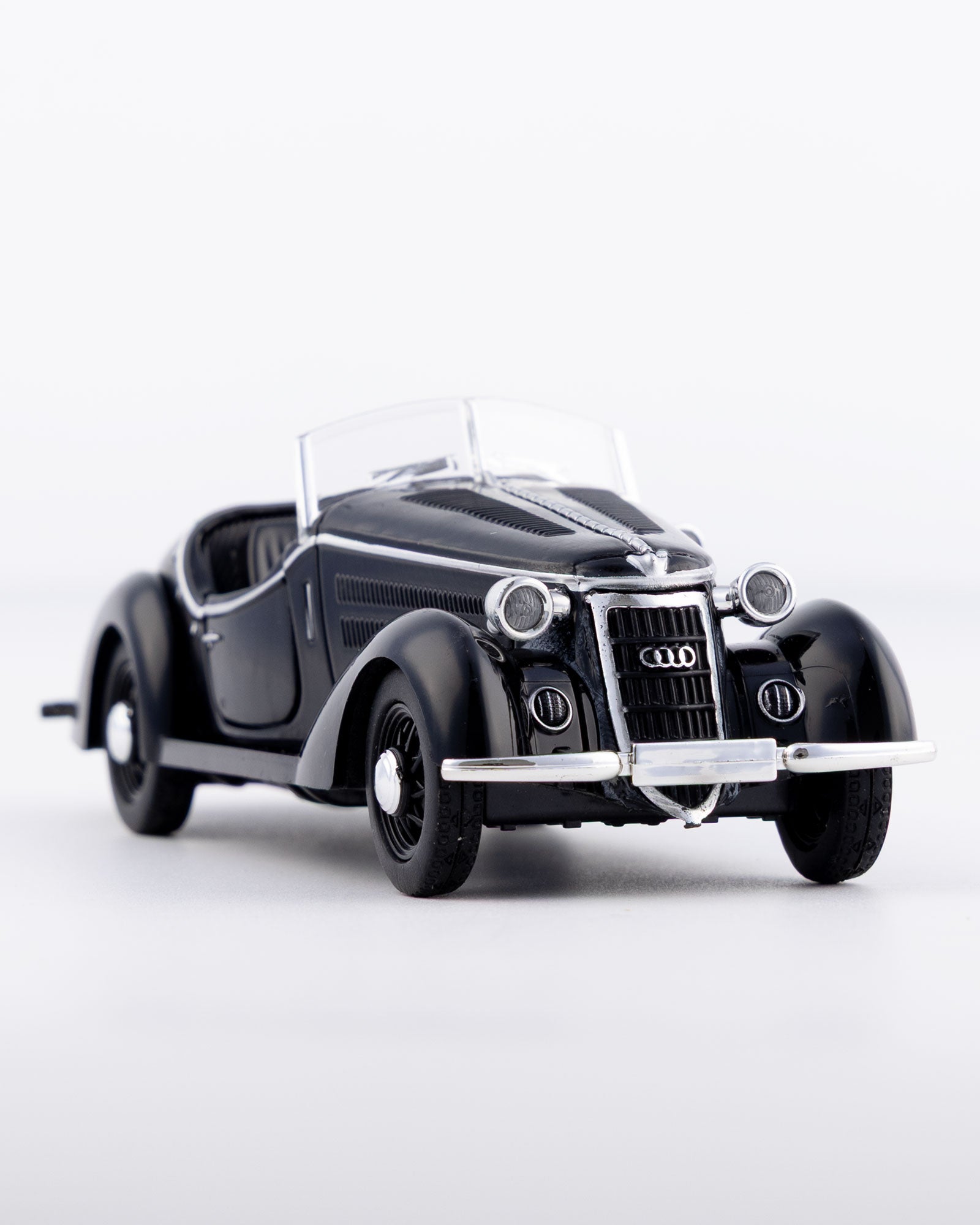 Audi 920 Cabriolet Classic Vintage Diecast Black Car 1:32 Scale - Ignition Prime