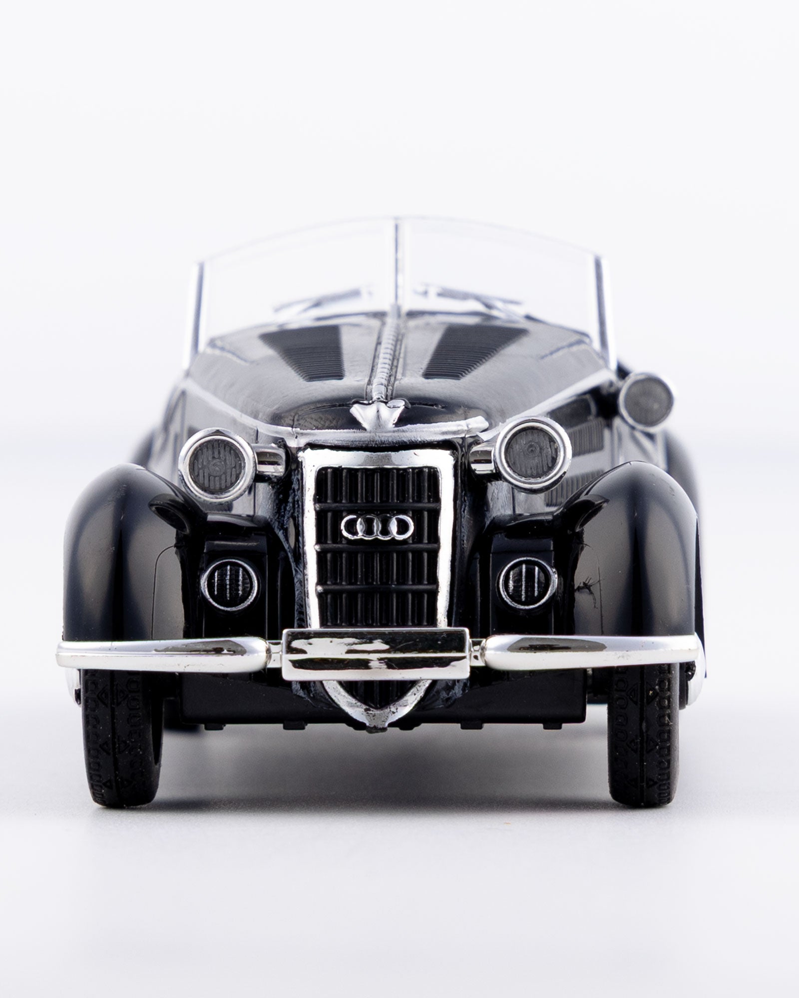 Audi 920 Cabriolet Classic Vintage Diecast Black Car 1:32 Scale - Ignition Prime
