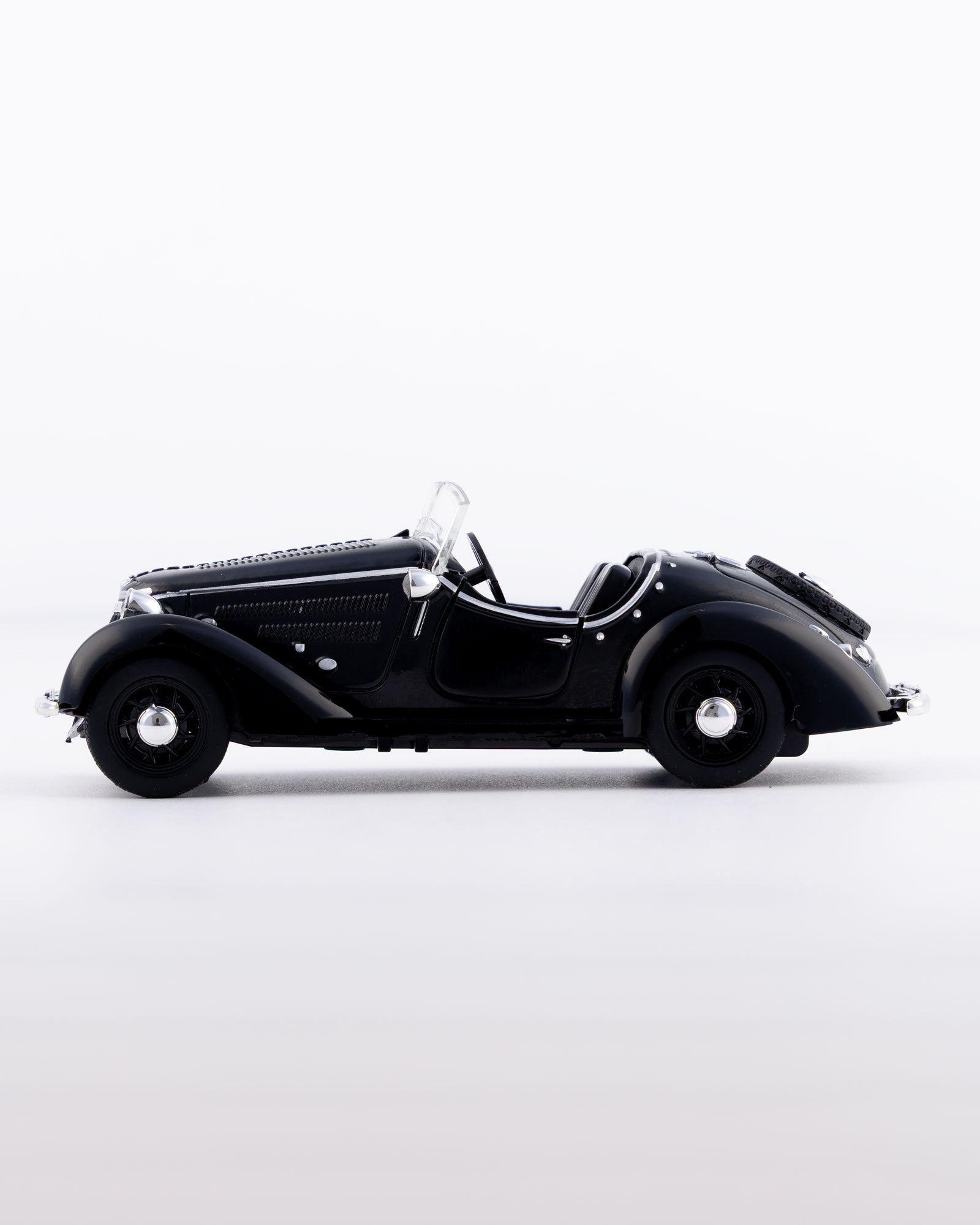 Audi 920 Cabriolet Classic Vintage Diecast Black Car 1:32 Scale - Ignition Prime