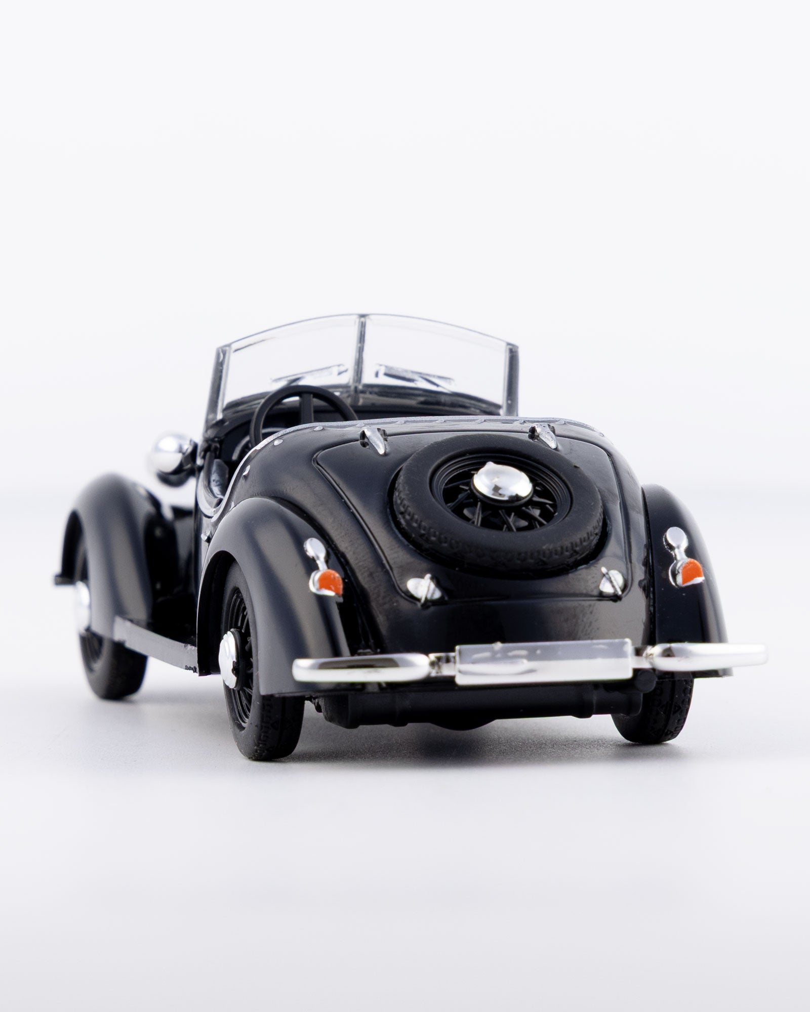 Audi 920 Cabriolet Classic Vintage Diecast Black Car 1:32 Scale - Ignition Prime