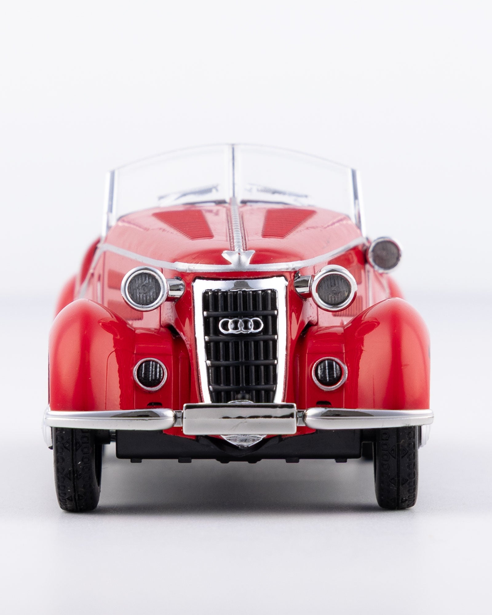 Audi 920 Cabriolet Classic Vintage Diecast Red Car 1:32 Scale - Ignition Prime