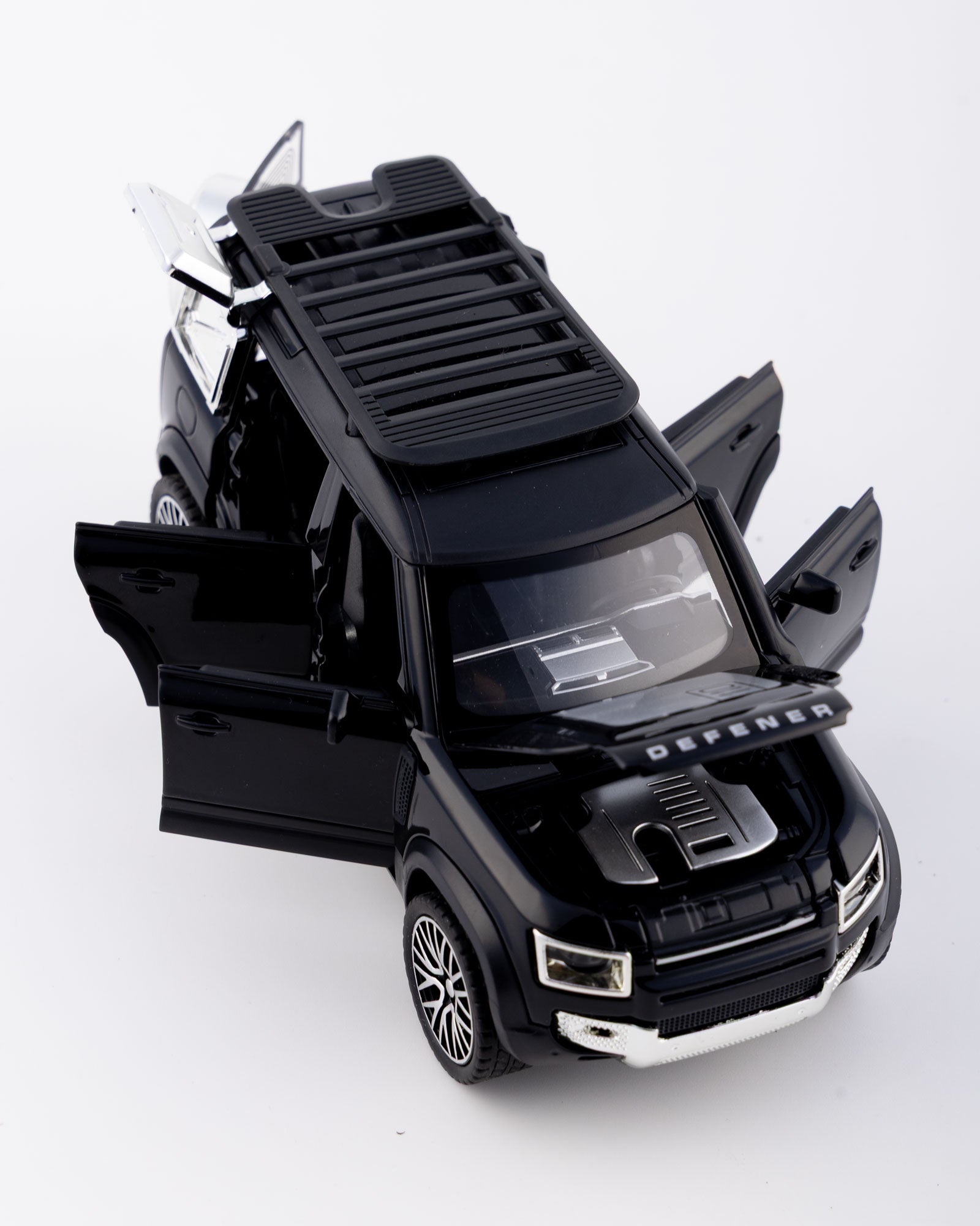 Land Rover Defender 110 Diecast Black Car 1:32 Scale - Ignition Prime