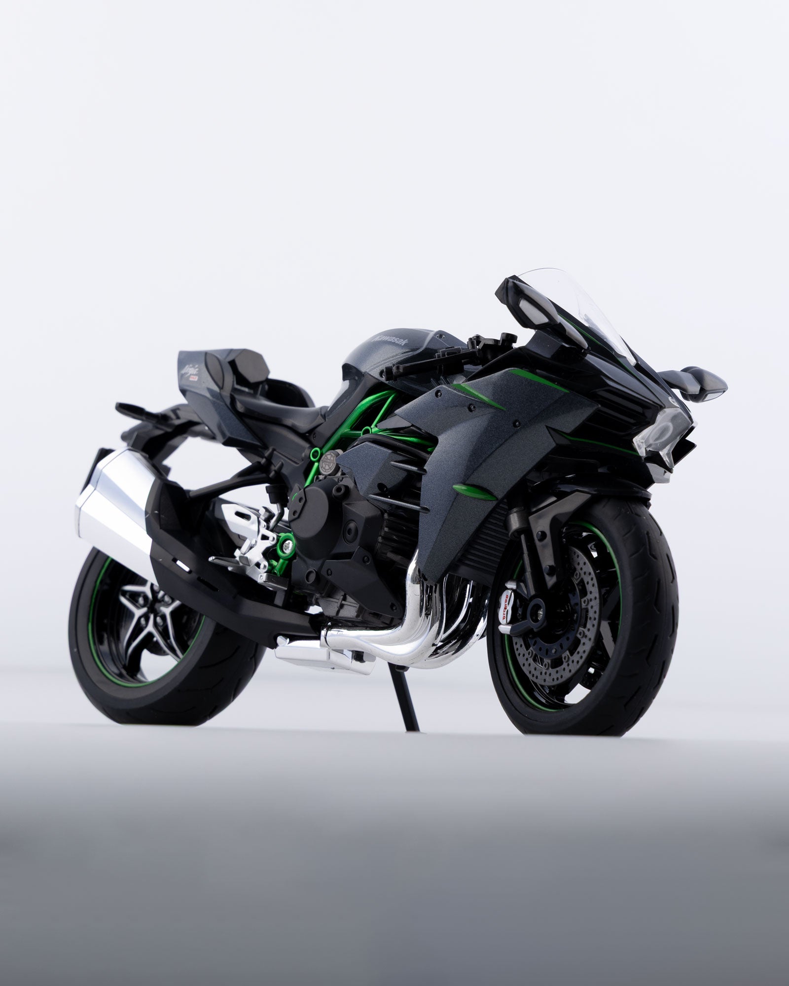 Kawasaki Ninja H2 SX Diecast Bike 1:18 Scale - Ignition Prime