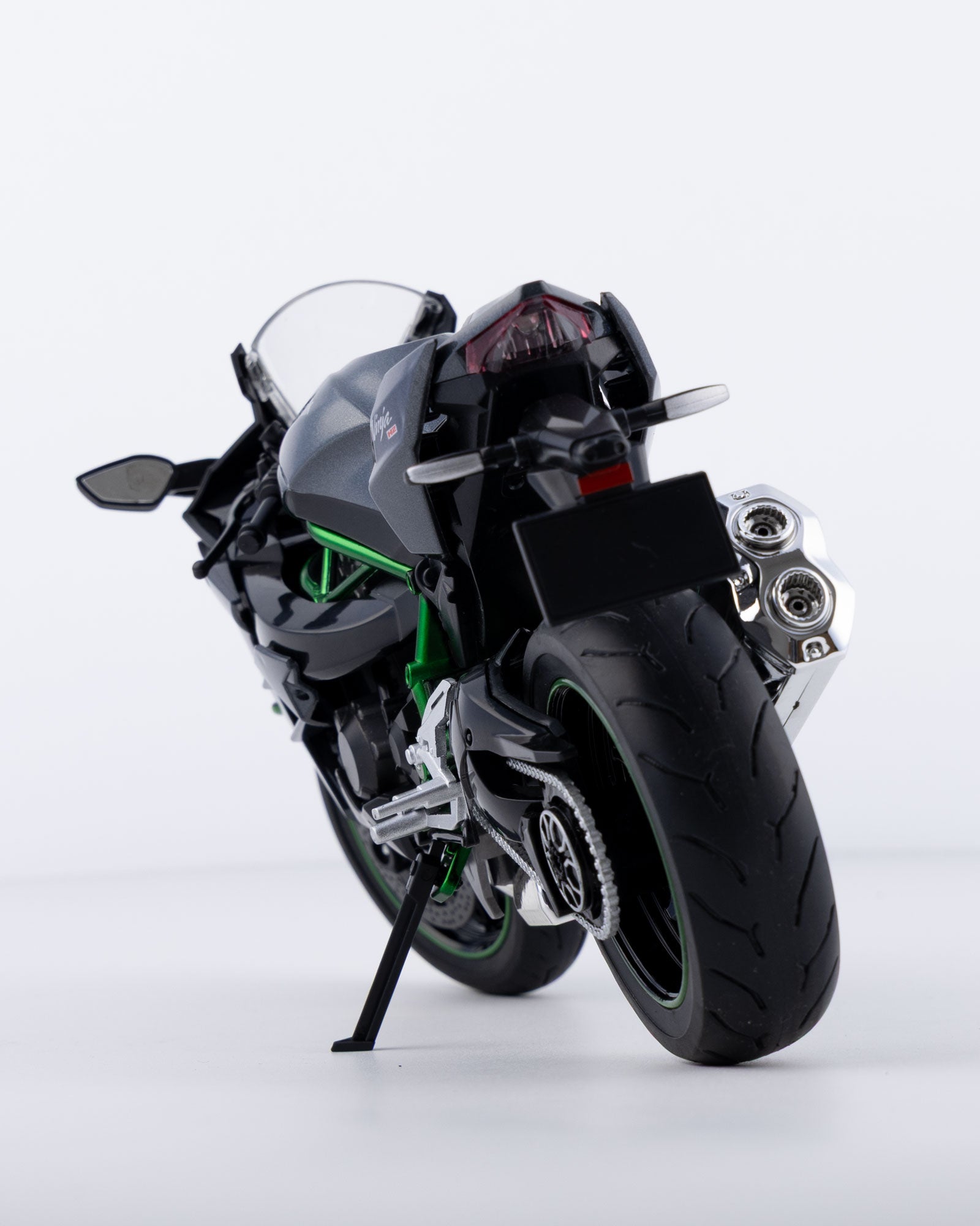 Kawasaki Ninja H2 SX Diecast Bike 1:18 Scale - Ignition Prime