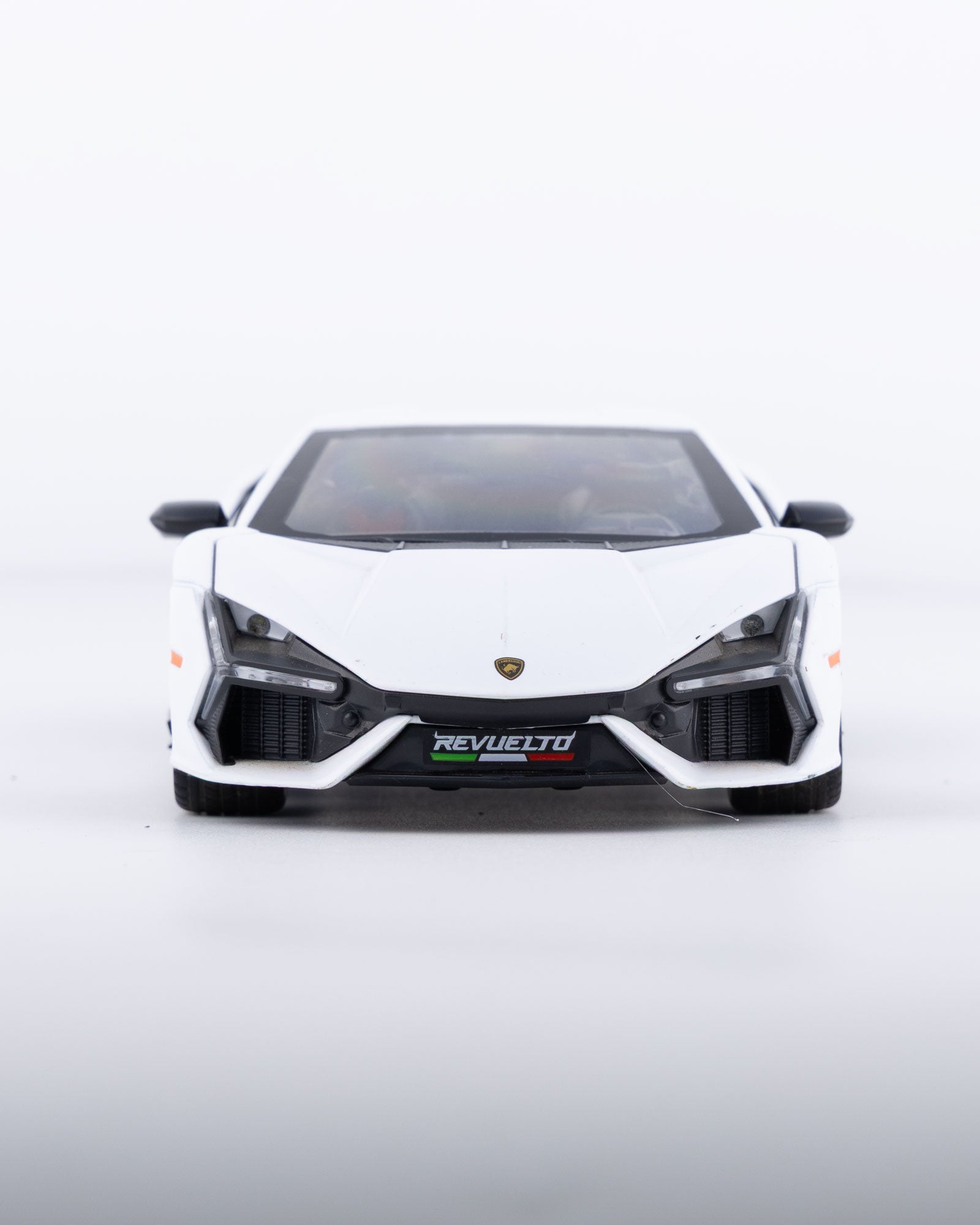 Lamborghini Revuelto Diecast White Car 1:24 Scale - Ignition Prime
