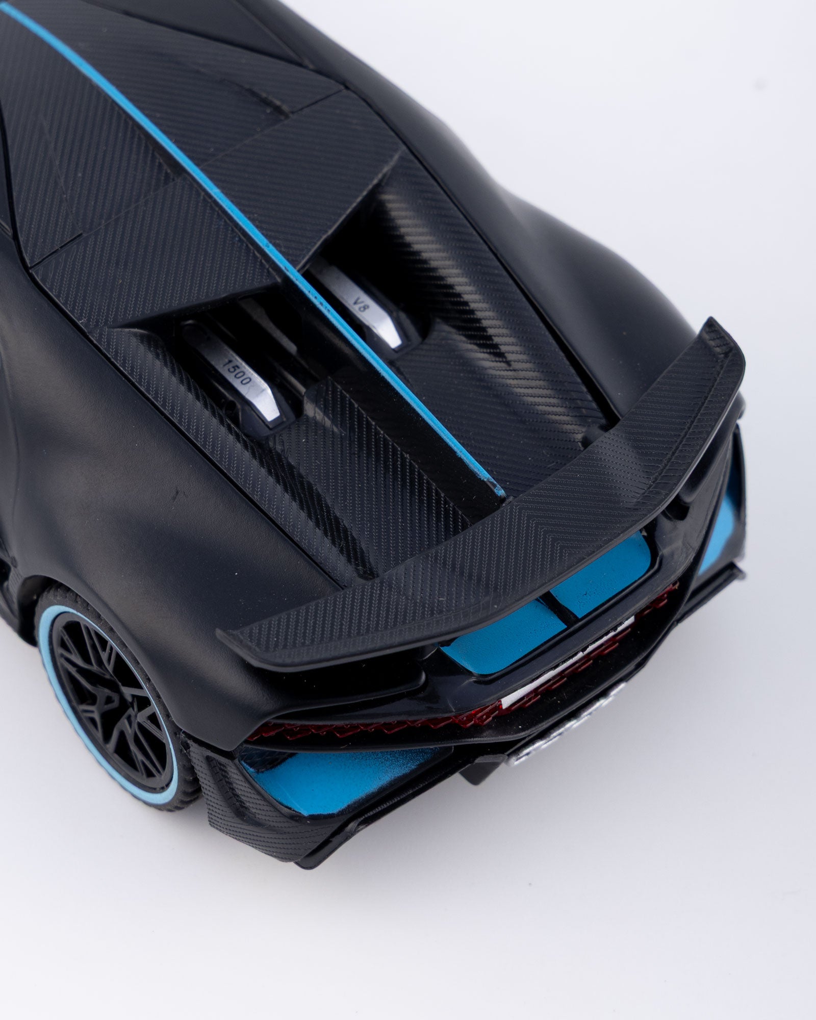 Bugatti Divo Diecast Black Car 1:24 Scale - Ignition Prime