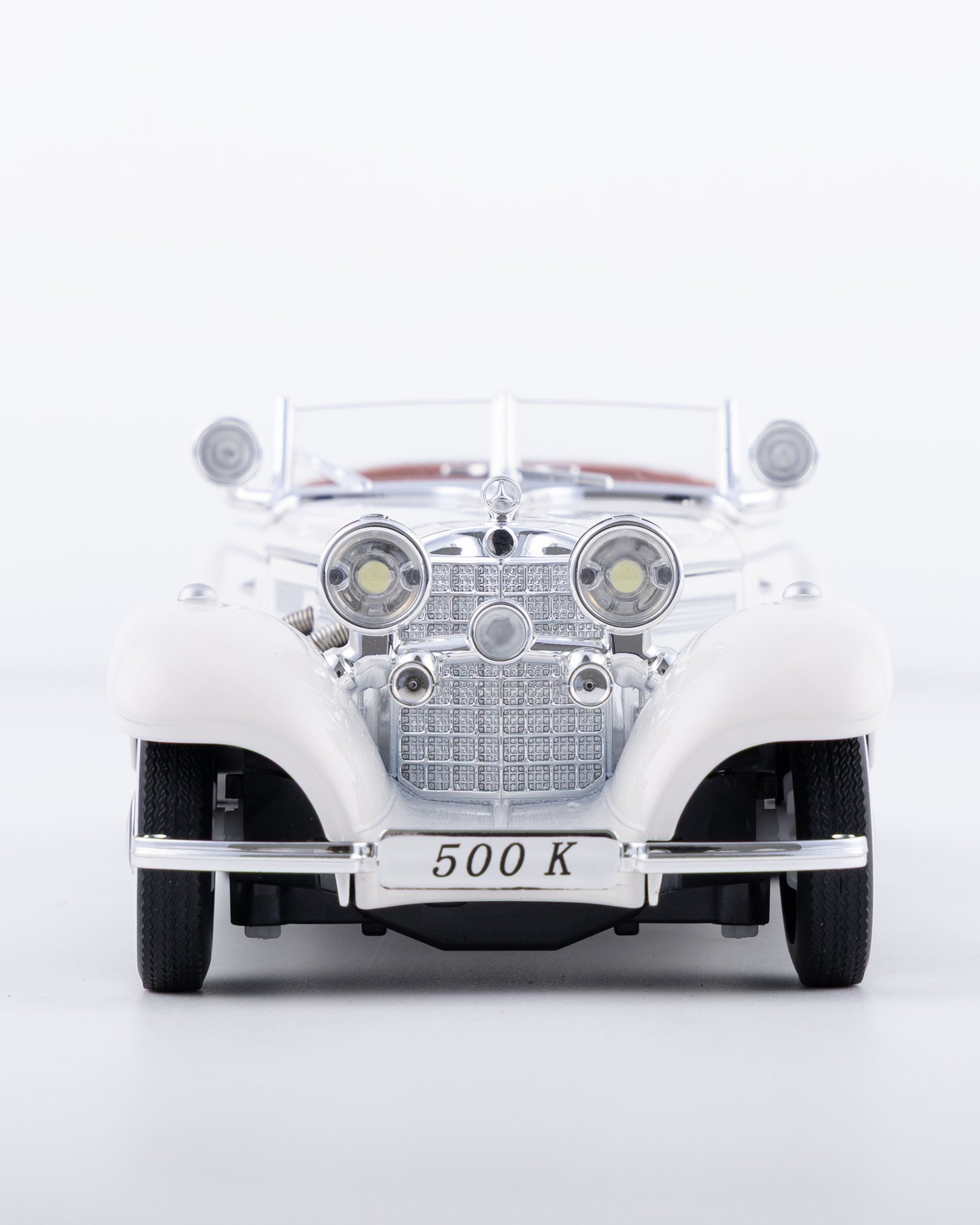 Mercedes-Benz 500K Cabriolet Diecast White Car 1:24 Scale - Ignition Prime