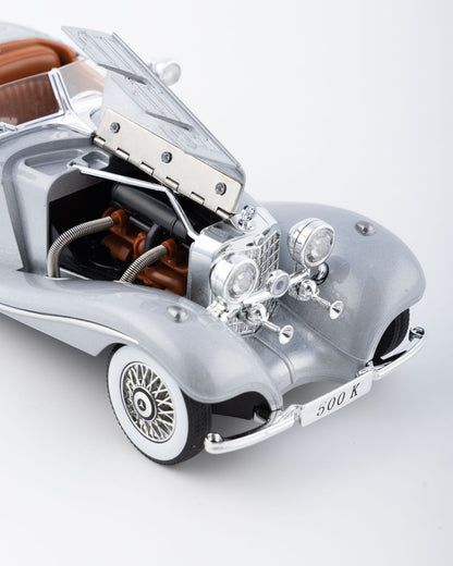 Mercedes-Benz 500K Cabriolet Diecast Silver Car 1:24 Scale - Ignition Prime