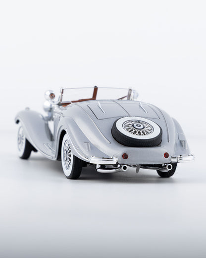 Mercedes-Benz 500K Cabriolet Diecast Silver Car 1:24 Scale - Ignition Prime