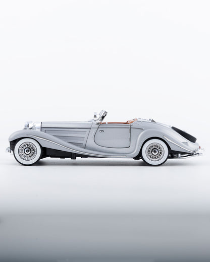 Mercedes-Benz 500K Cabriolet Diecast Silver Car 1:24 Scale - Ignition Prime