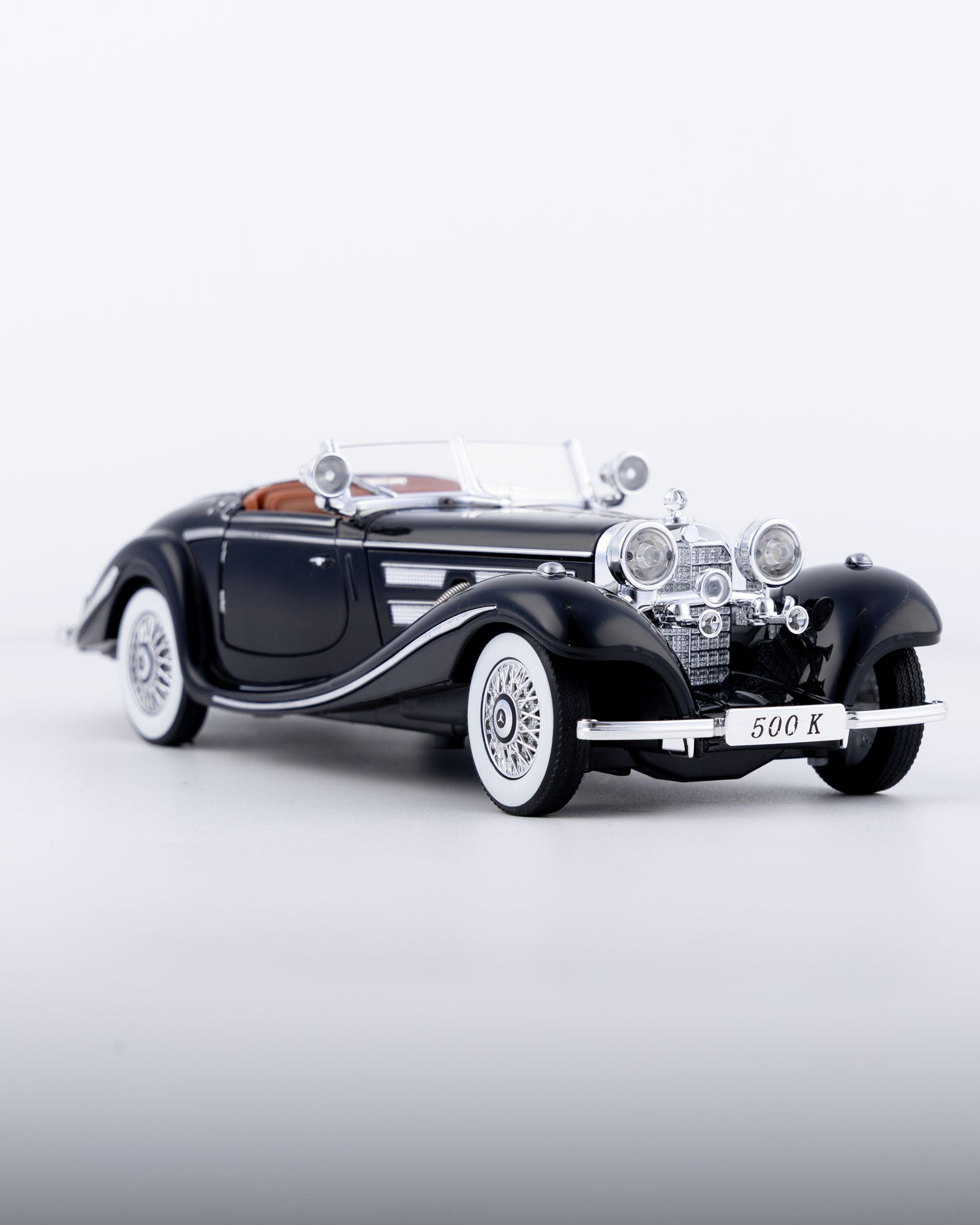 Mercedes-Benz 500K Cabriolet Diecast Black Car 1:24 Scale - Ignition Prime