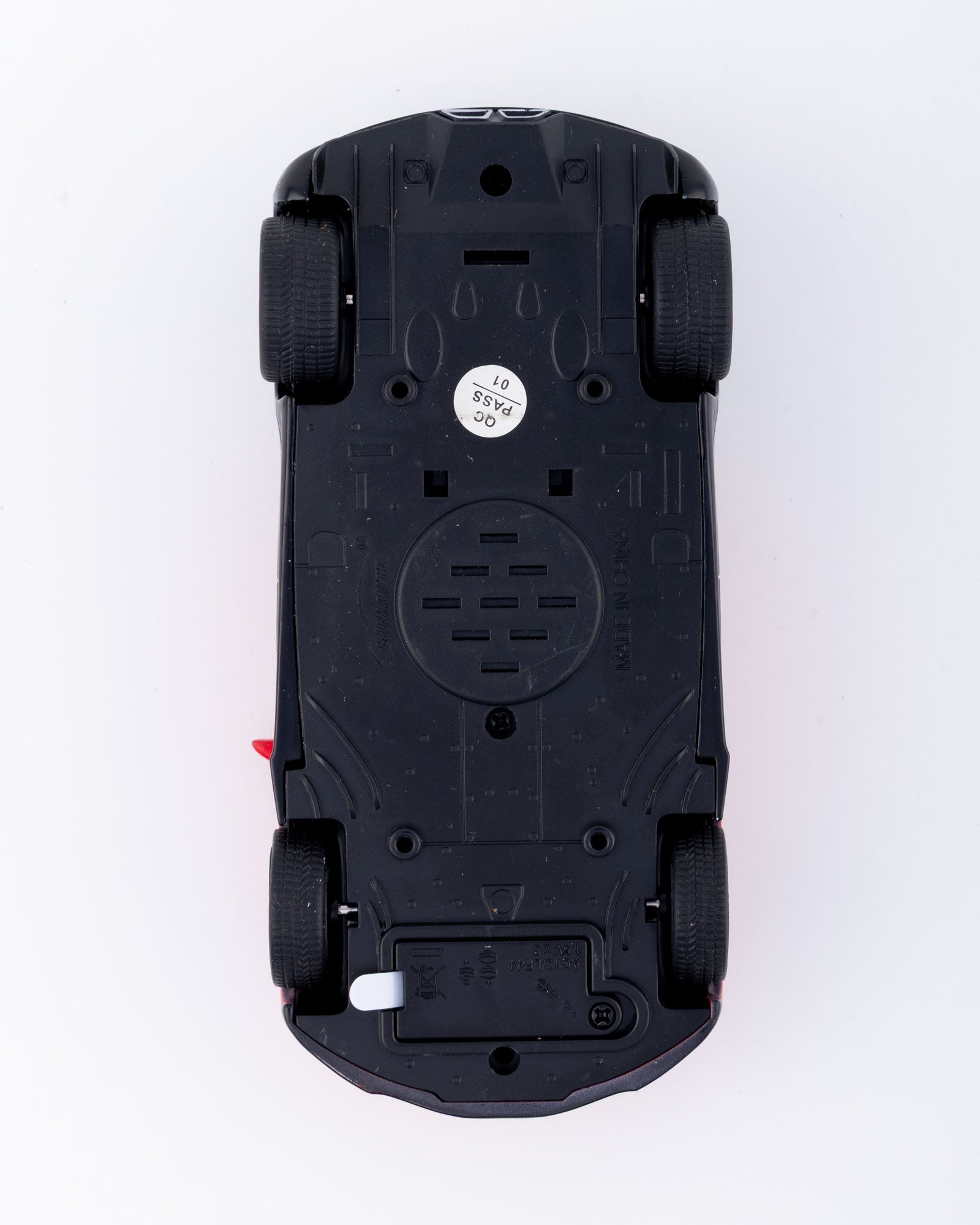 Bugatti Chiron Diecast Black And Red Car 1:24 Scale - Ignition Prime