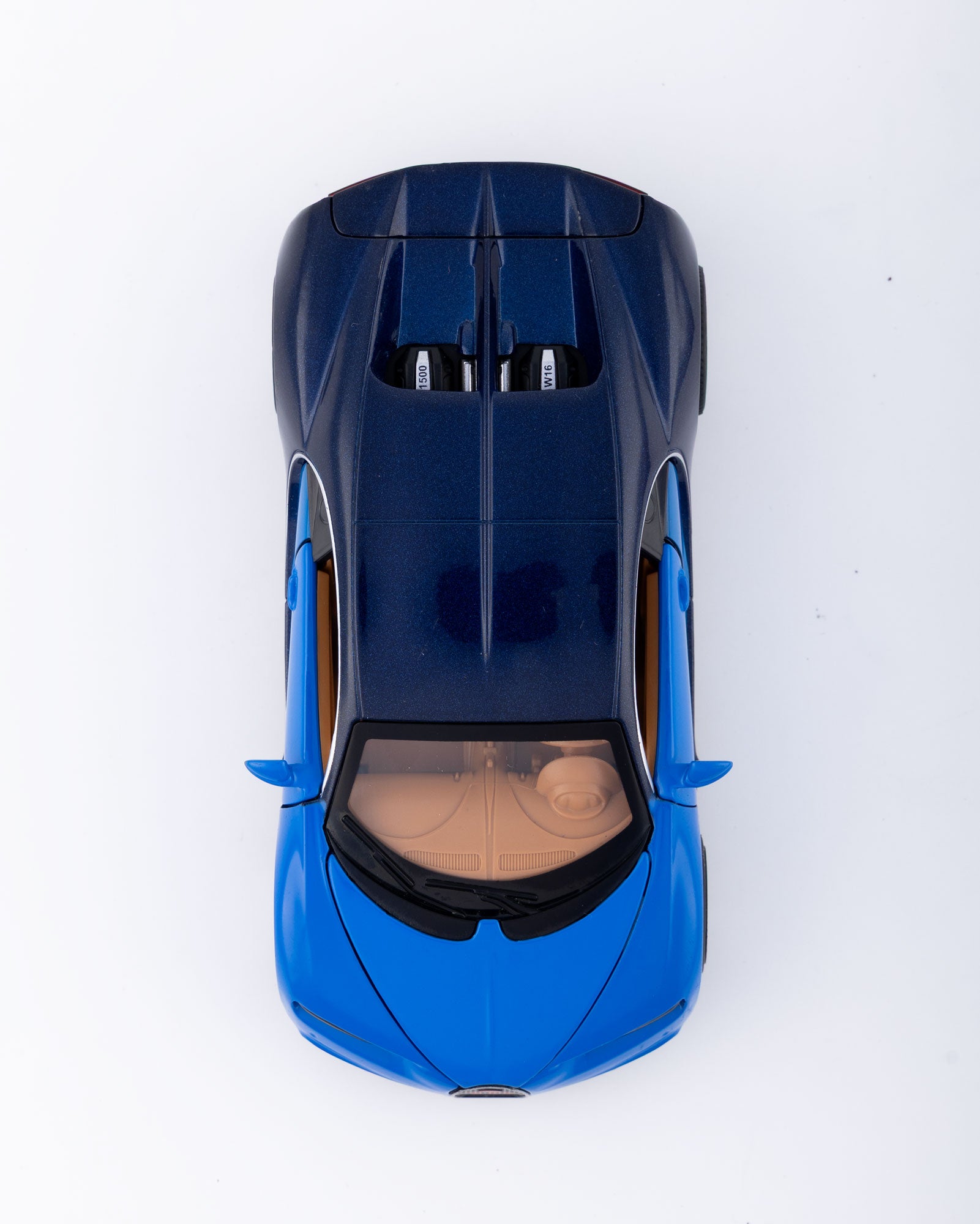 Bugatti Chiron Diecast Black And Blue Car 1:24 Scale - Ignition Prime