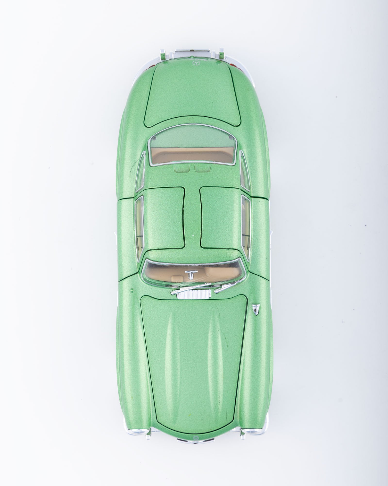 Mercedes-Benz 300SL Gullwing Diecast Green Car 1:24 Scale - Ignition Prime