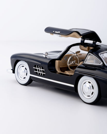 Mercedes-Benz 300SL Gullwing Diecast Black Car 1:24 Scale - Ignition Prime