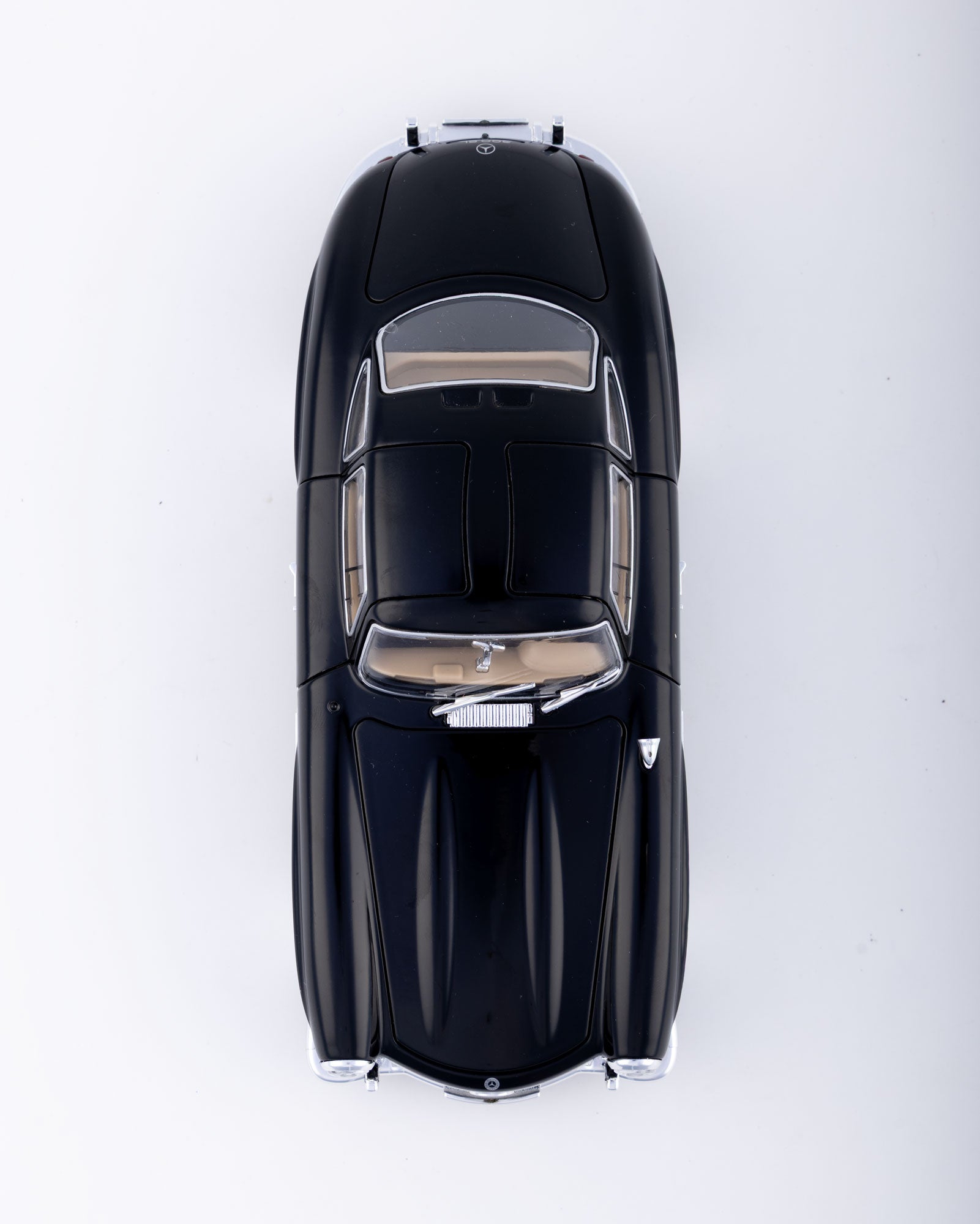 Mercedes-Benz 300SL Gullwing Diecast Black Car 1:24 Scale - Ignition Prime