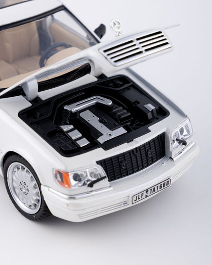 Mercedes-Benz S-Class W140 S320 Diecast White Car 1:24 Scale - Ignition Prime