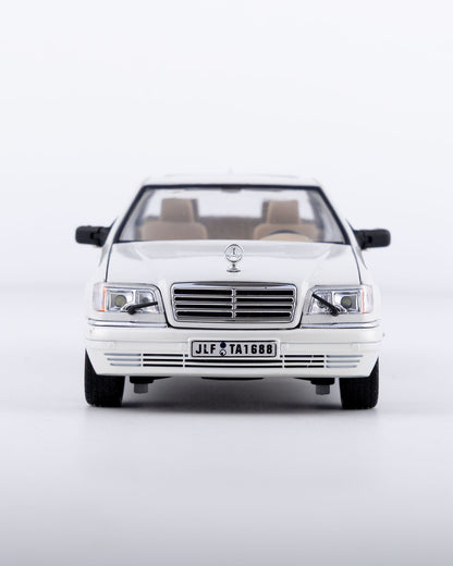 Mercedes-Benz S-Class W140 S320 Diecast White Car 1:24 Scale - Ignition Prime