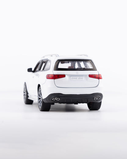 Mercedes-Benz GLS-Class AMG Diecast White Car 1:24 Scale - Ignition Prime
