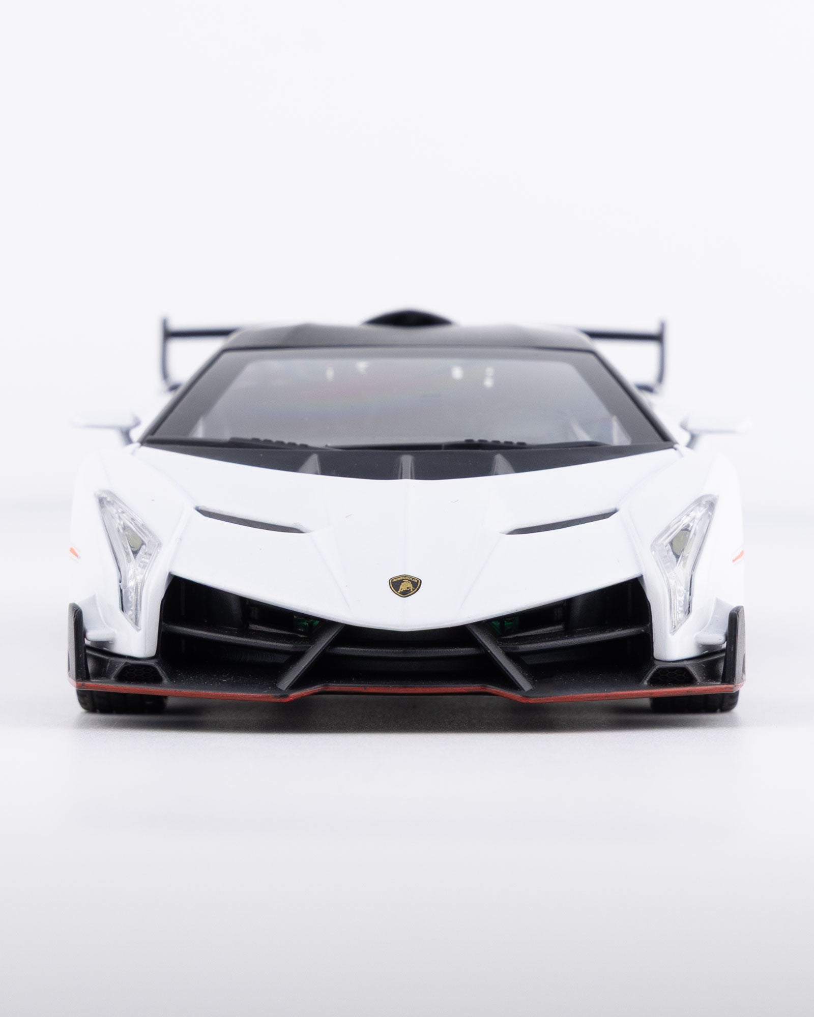 Lamborghini Veneno Diecast White Car 1:24 Scale - Ignition Prime