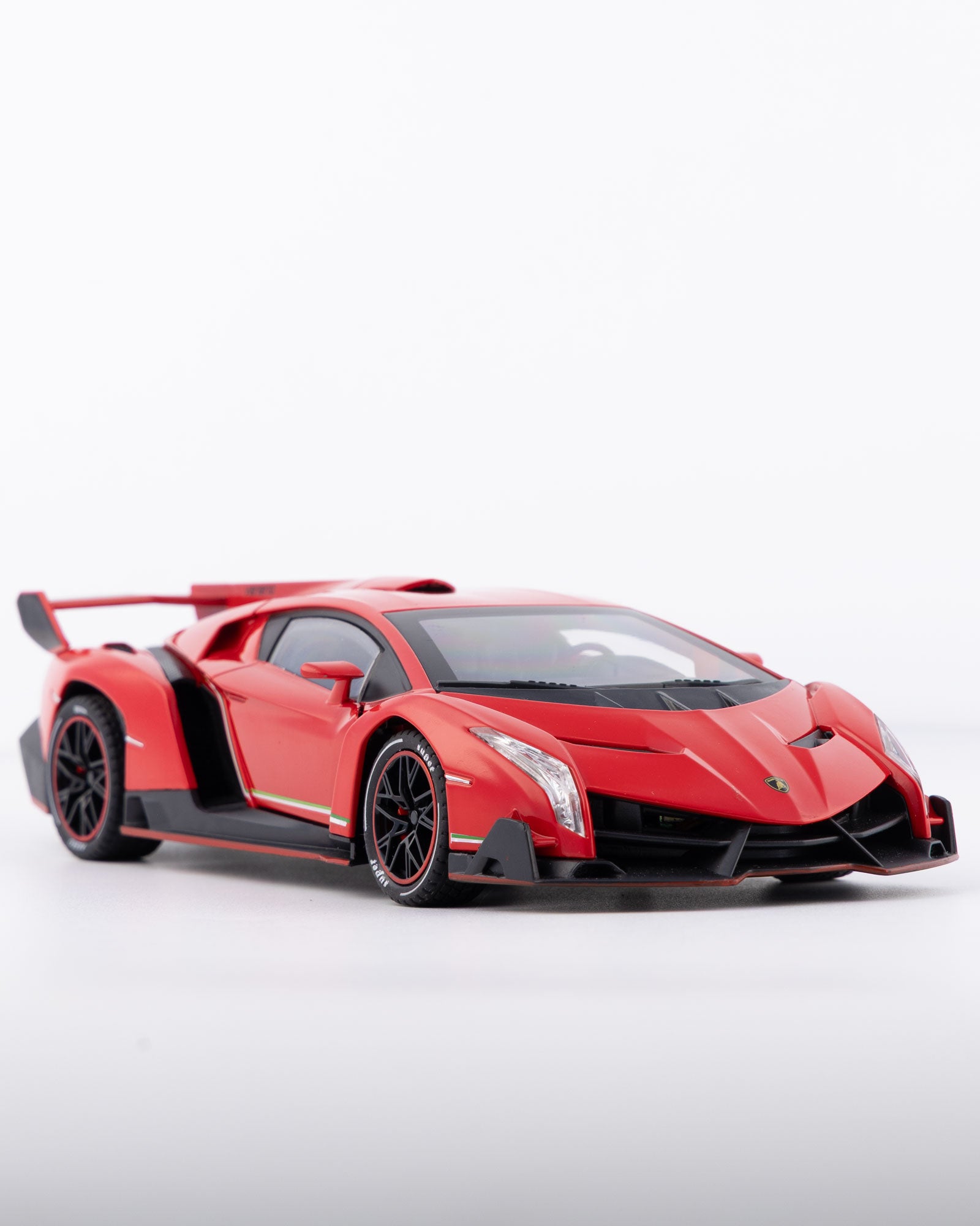 Lamborghini Veneno Diecast Red Car 1:24 Scale - Ignition Prime
