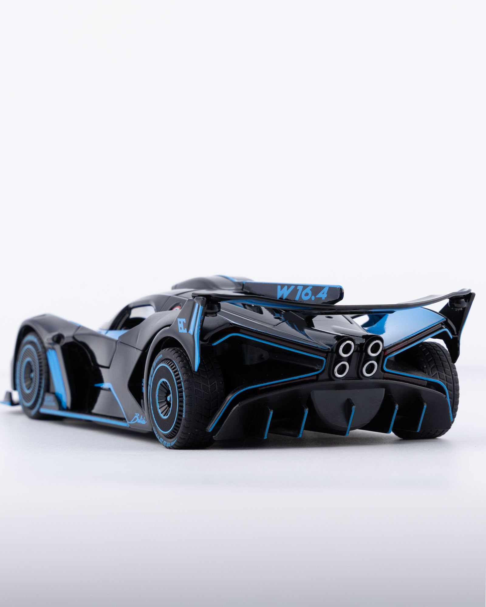 Bugatti Bolide Diecast Blue Car 1:24 Scale - Ignition Prime