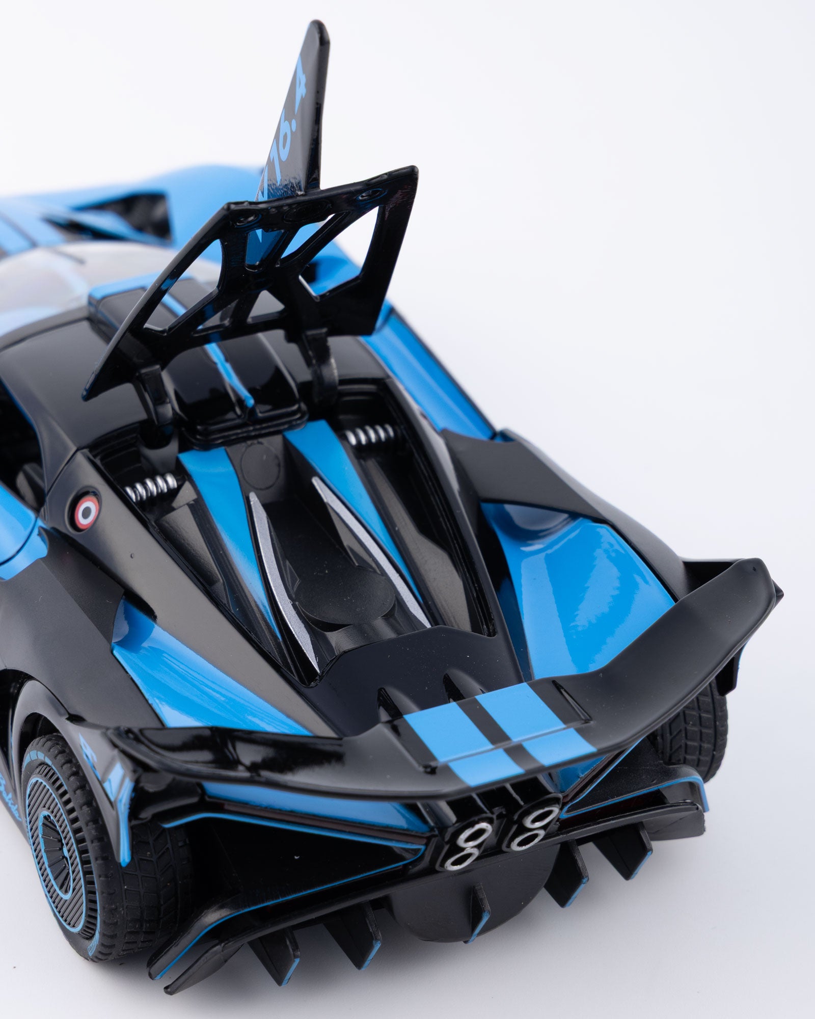 Bugatti Bolide Diecast Blue Car 1:24 Scale - Ignition Prime