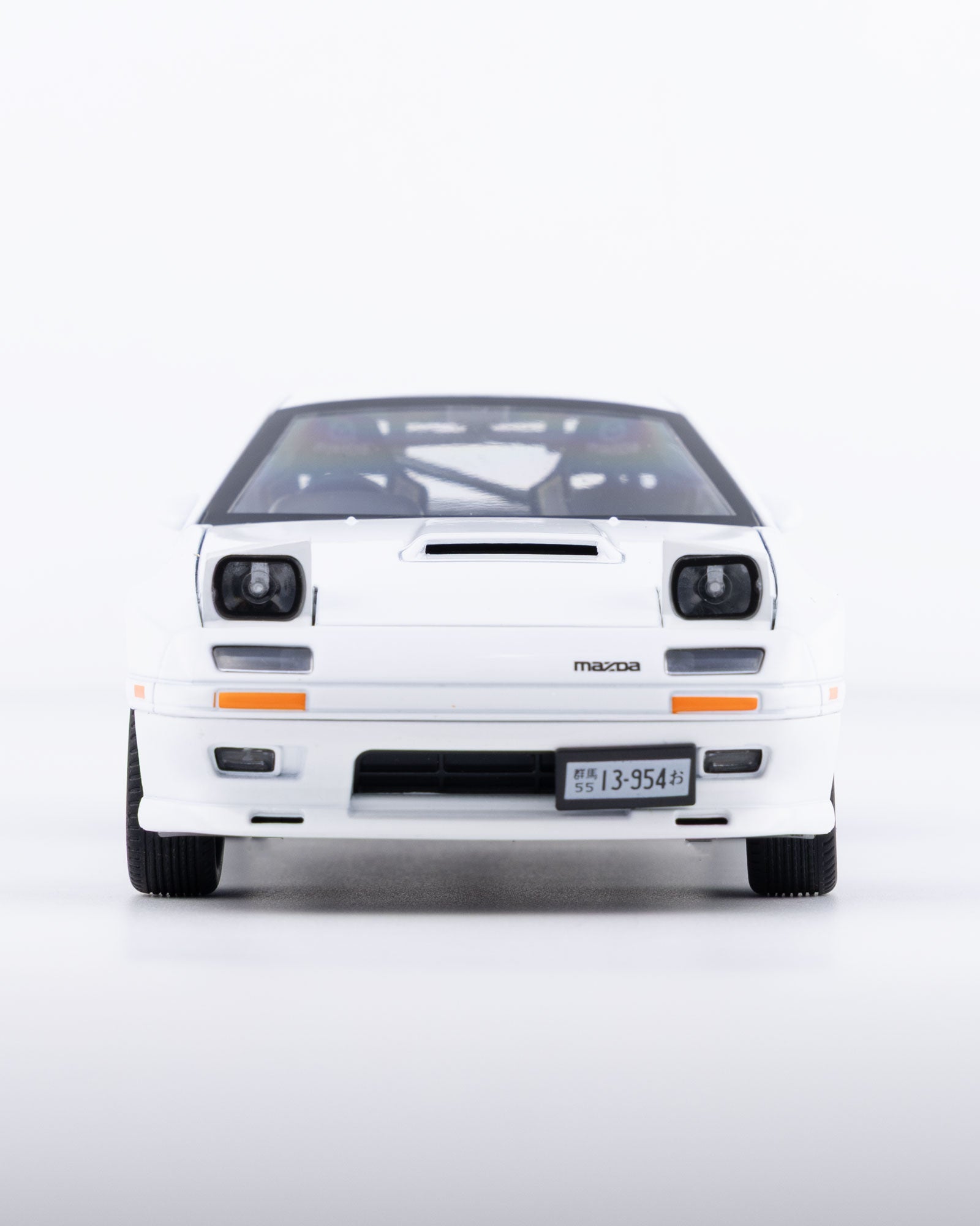 Mazda RX-7 FC3S RE Amemiya Diecast White Car 1:24 Scale - Ignition Prime