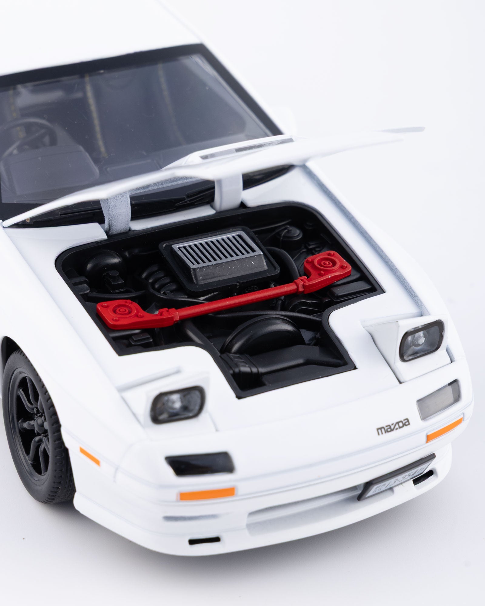 Mazda RX-7 FC3S RE Amemiya Diecast White Car 1:24 Scale - Ignition Prime