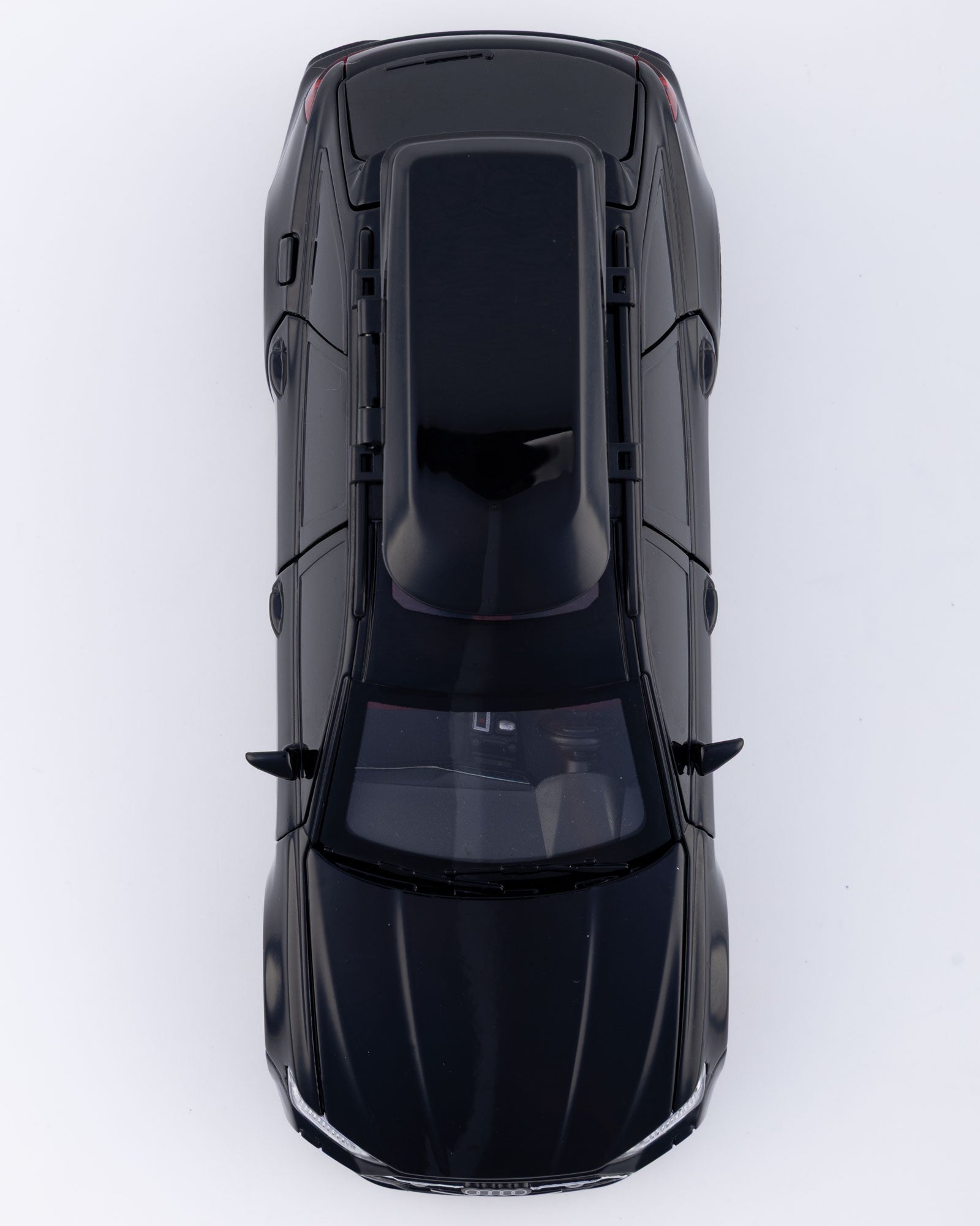 Audi RS6 Avant Diecast Black Car 1:24 Scale - Ignition Prime