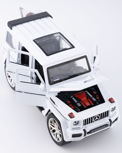 Mercedes-Benz G63 AMG V12 G-Class Diecast White Car 1:24 Scale - Ignition Prime