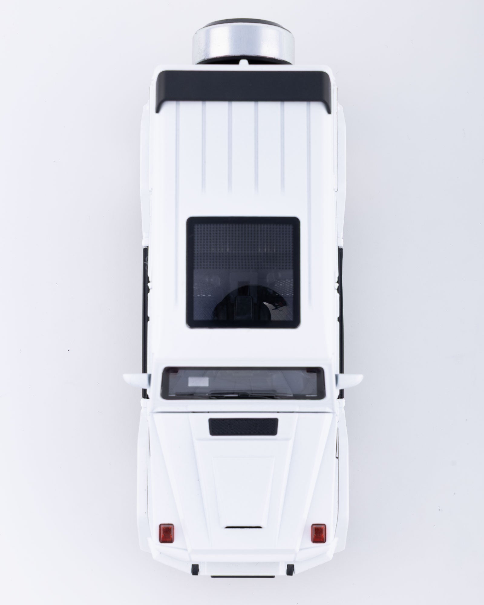 Mercedes-Benz G63 AMG V12 G-Class Diecast White Car 1:24 Scale - Ignition Prime