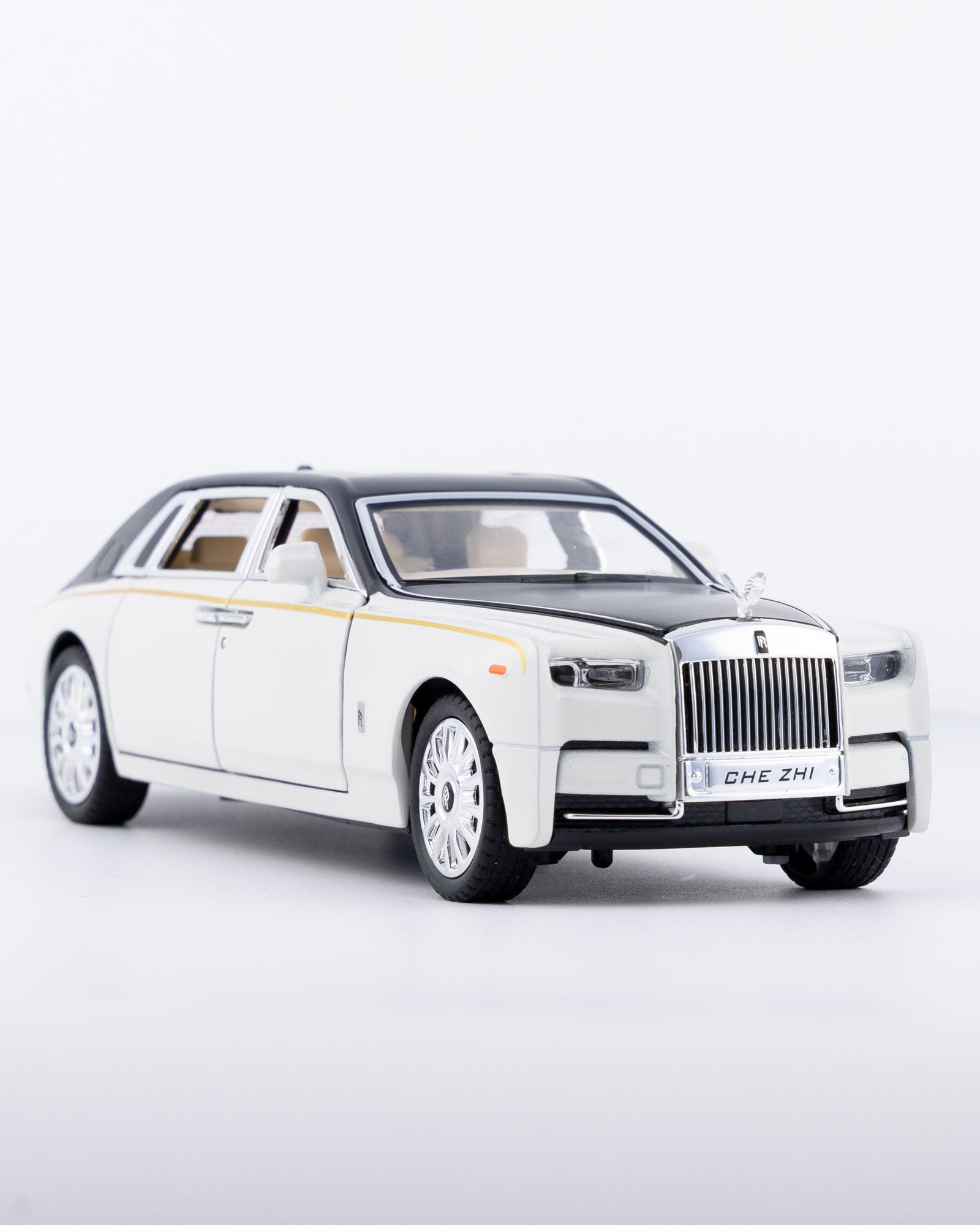 Rolls-Royce Phantom Diecast White Car 1:24 Scale - Ignition Prime