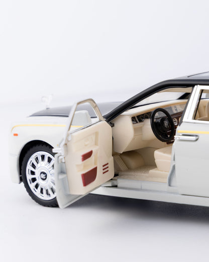 Rolls-Royce Phantom Diecast White Car 1:24 Scale - Ignition Prime
