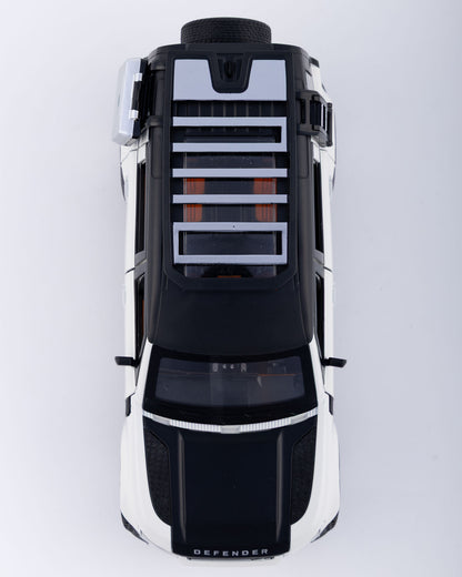 Land Rover Defender Diecast White Car 1:24 Scale - Ignition Prime