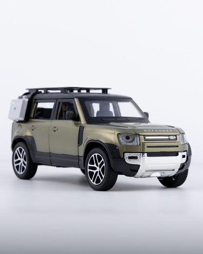 Land Rover Defender Diecast Green Car 1:24 Scale - Ignition Prime