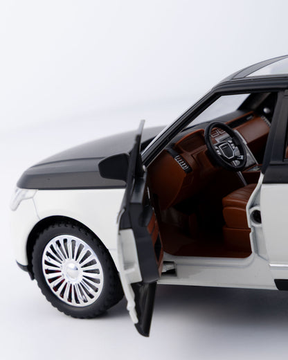 Range Rover L405 Diecast White Car 1:24 Scale - Ignition Prime