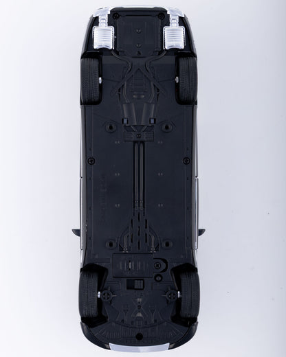 Mercedes-Benz E300eL Diecast Black Car 1:24 Scale - Ignition Prime