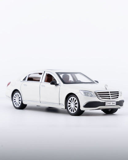 Mercedes-Benz E300eL Diecast White Car 1:24 Scale - Ignition Prime